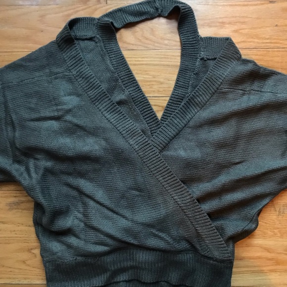 Open sweater - Picture 3 of 3